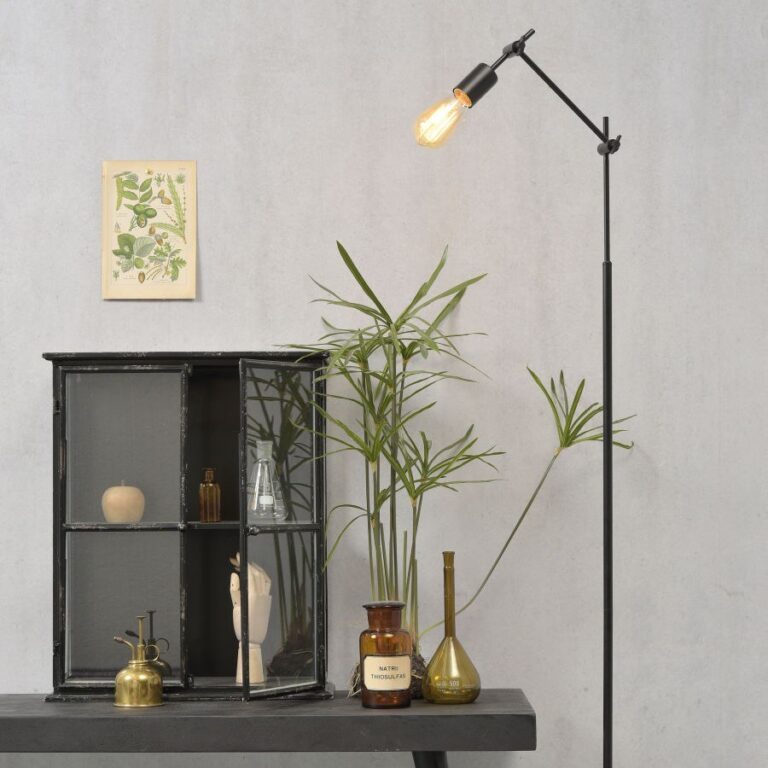 Lampadaire industriel