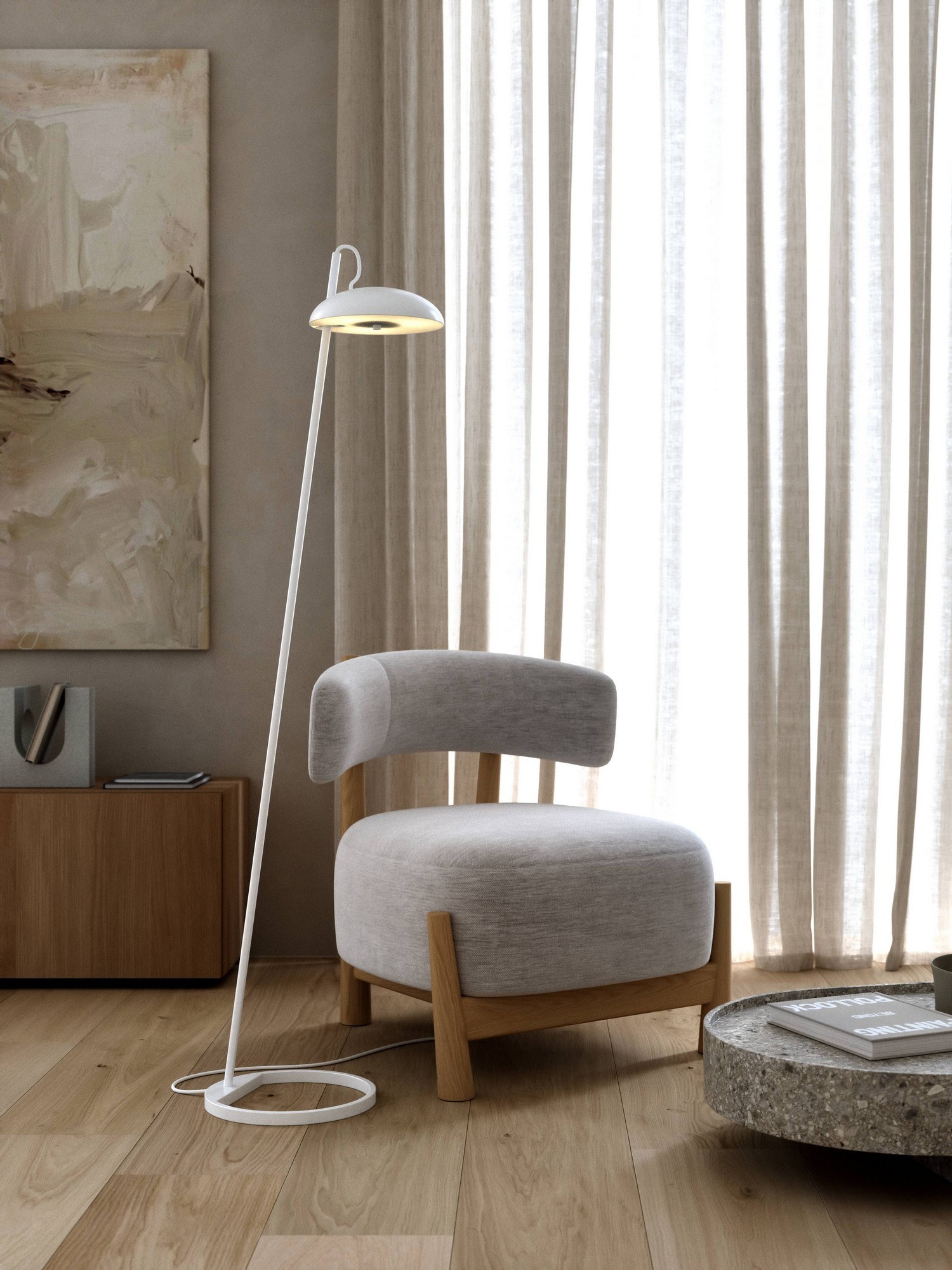 Lampadaire Versale inclinable à abat-jour rond par Design For The People lampadaire Versale blanc à côté d un fauteuil