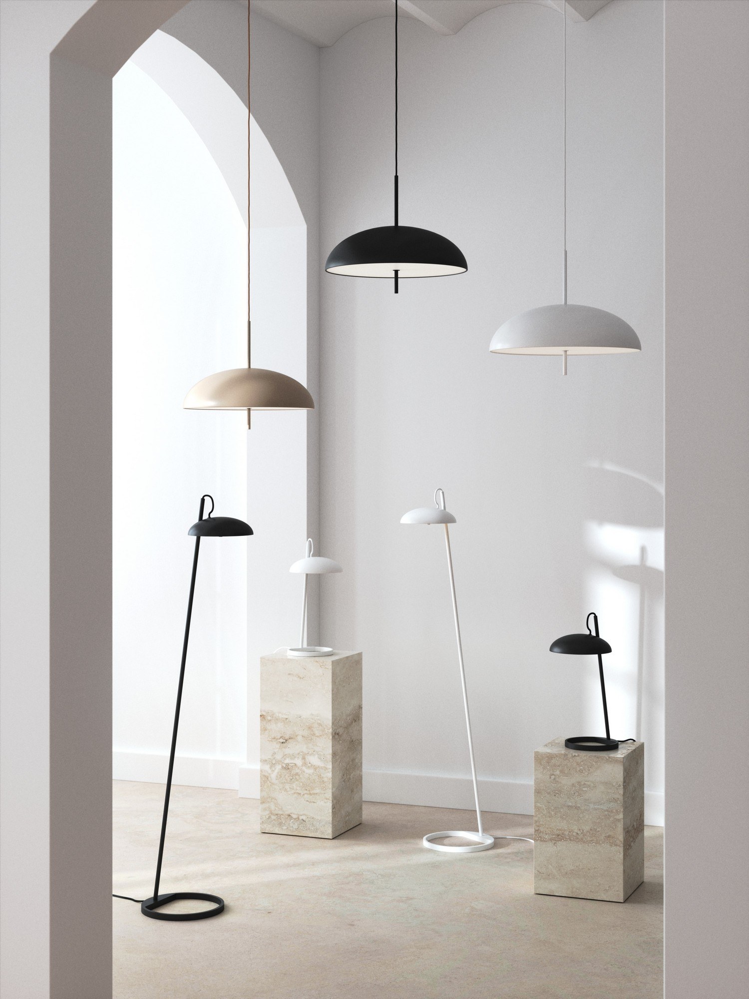 Lampadaire Versale inclinable à abat-jour rond par Design For The People lampadaire Versale noir et blanc avec des suspensions de la collection