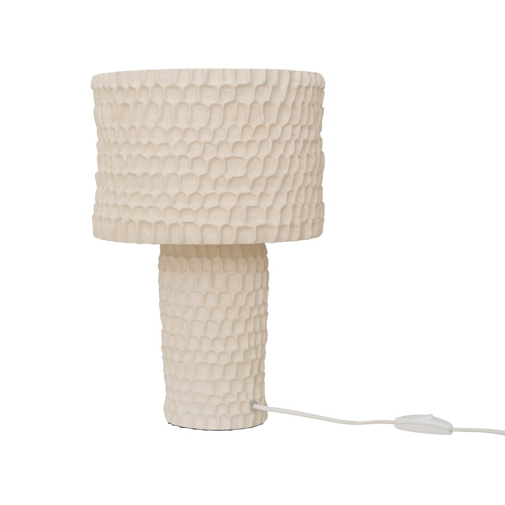 Lampe à poser Cali par Urban Nature Culture, céramique texturée lampe à poser céramique Cali Urban Nature Culture, vue de côté avec son interrupteur sur câble