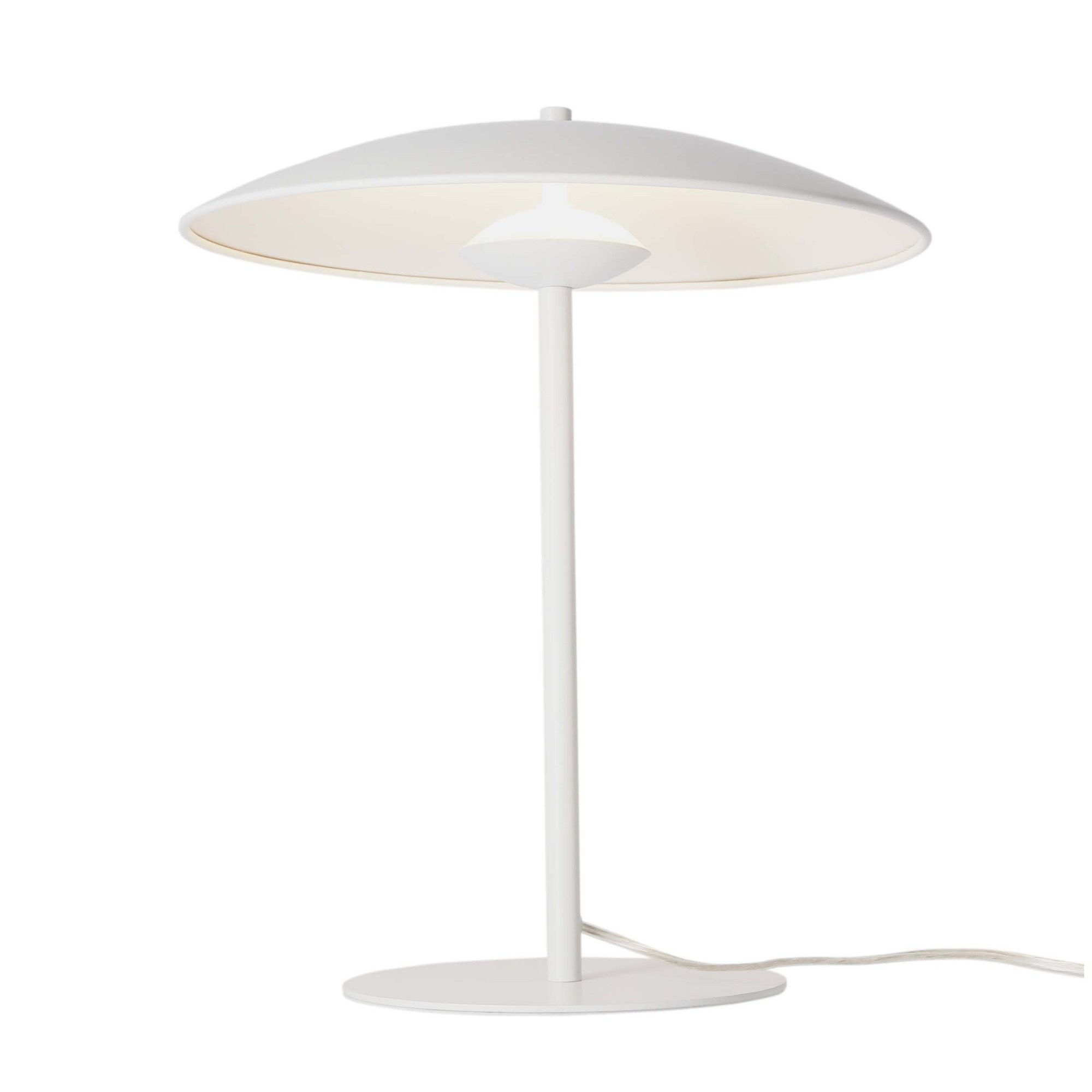 Lampe à poser disque blanc en métal, LED intégrée 10,5 W, 41 cm lampe à poser disque blanc, vue de trois quarts sur fond blanc