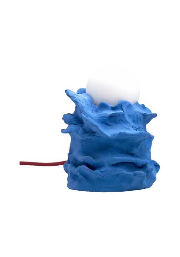 lampe céramique Huba bleu outremer sur fond blanc