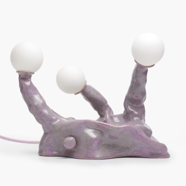 lampe céramique Shroom vue de face, trois tiges et globes blancs