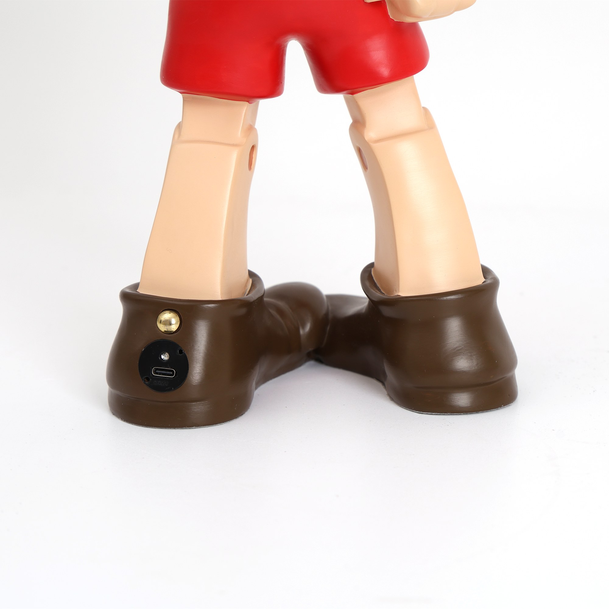 Lampe Pinocchio The Liar rechargeable par Seletti Prise de recharge USB-C dans la chaussure de la lampe Pinocchio rechargeable