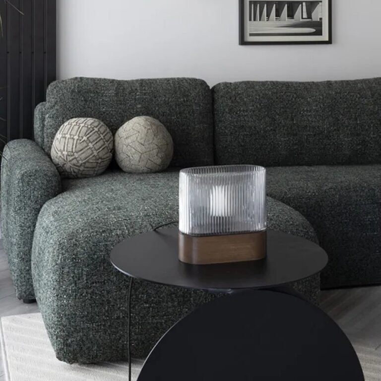 Luminaire Bauhaus : lampe à poser en verre cannelé et bois