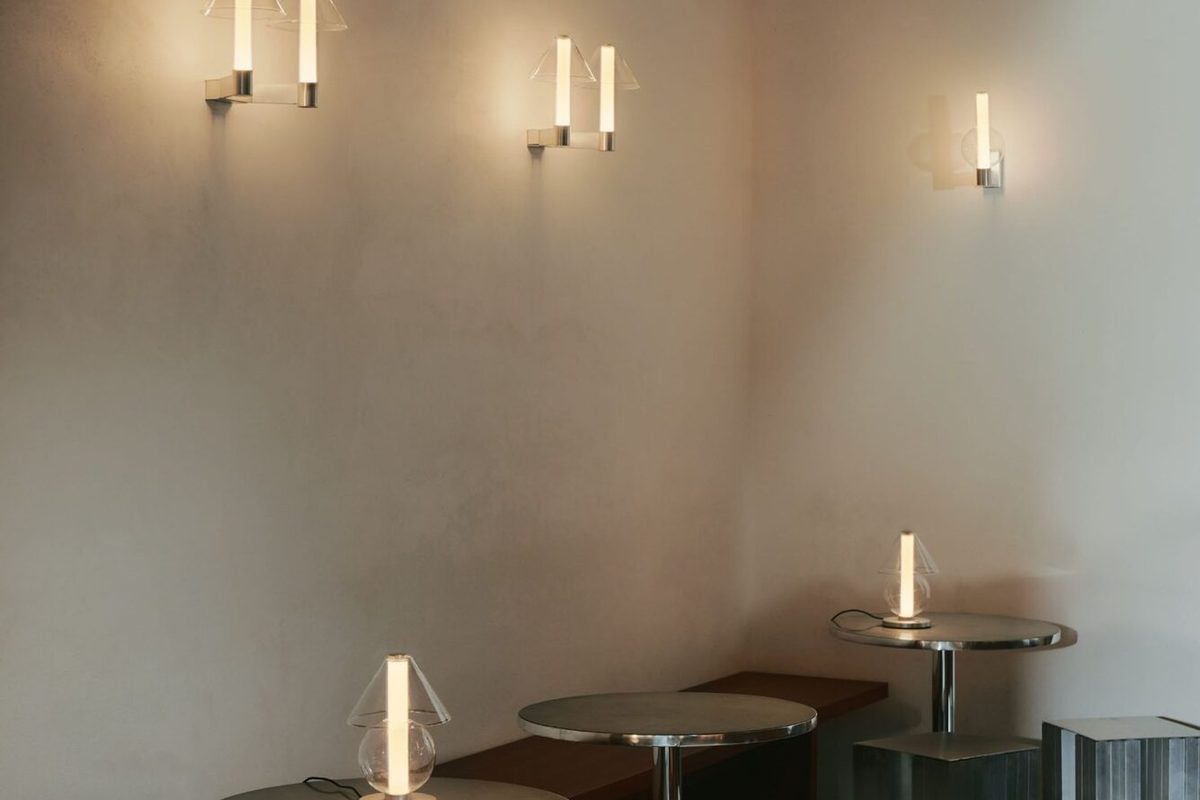 Fournisseur luminaires hôtel : comment bien choisir ? Luminaire hôtel restaurant et bar : appliques et lampes de table Marset Fragile