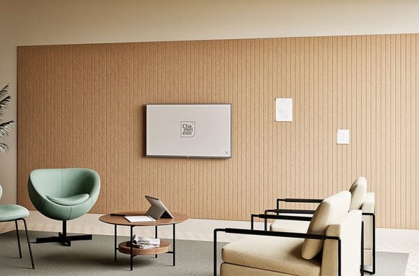 mur acoustique Sharp Wall Chameleon en feutre beige derrière un salon d attente