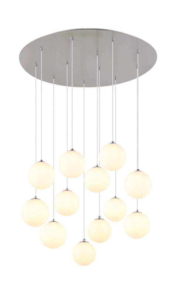 plafonnier 12 boules opale 12 boules opale suspendues sous un plateau nickel mat, vue allumée sur fond blanc