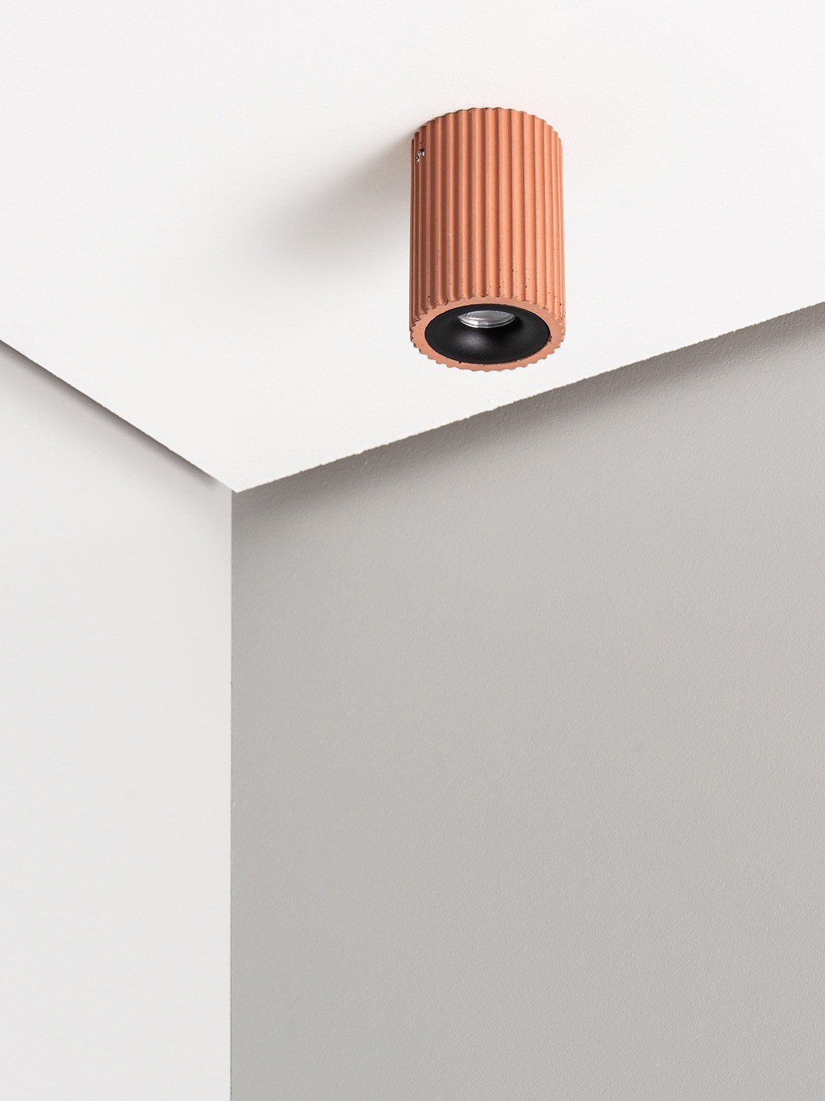 Plafonnier S2 en béton par Stefan Gant x Gant Lights Plafonnier S2 en béton par Stefan Gant x Gant Lights, taille S2s, corail