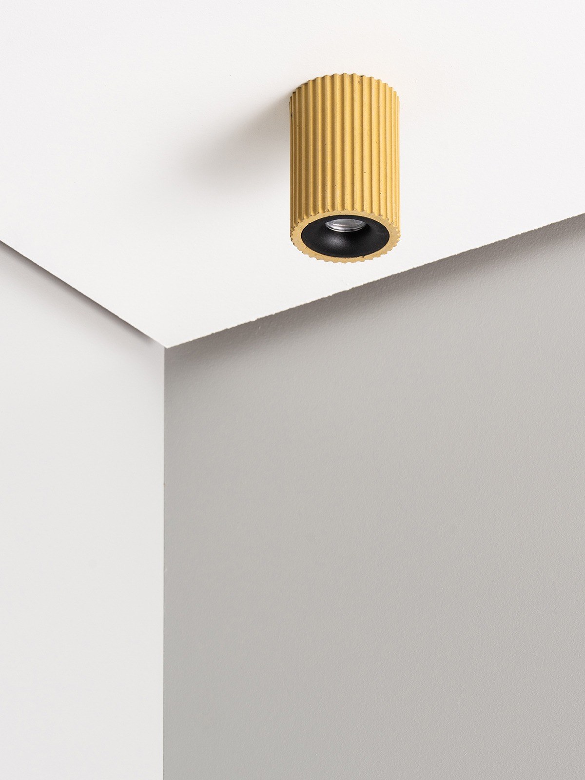 Plafonnier S2 en béton par Stefan Gant x Gant Lights Plafonnier S2 en béton par Stefan Gant x Gant Lights, taille S2s, sable