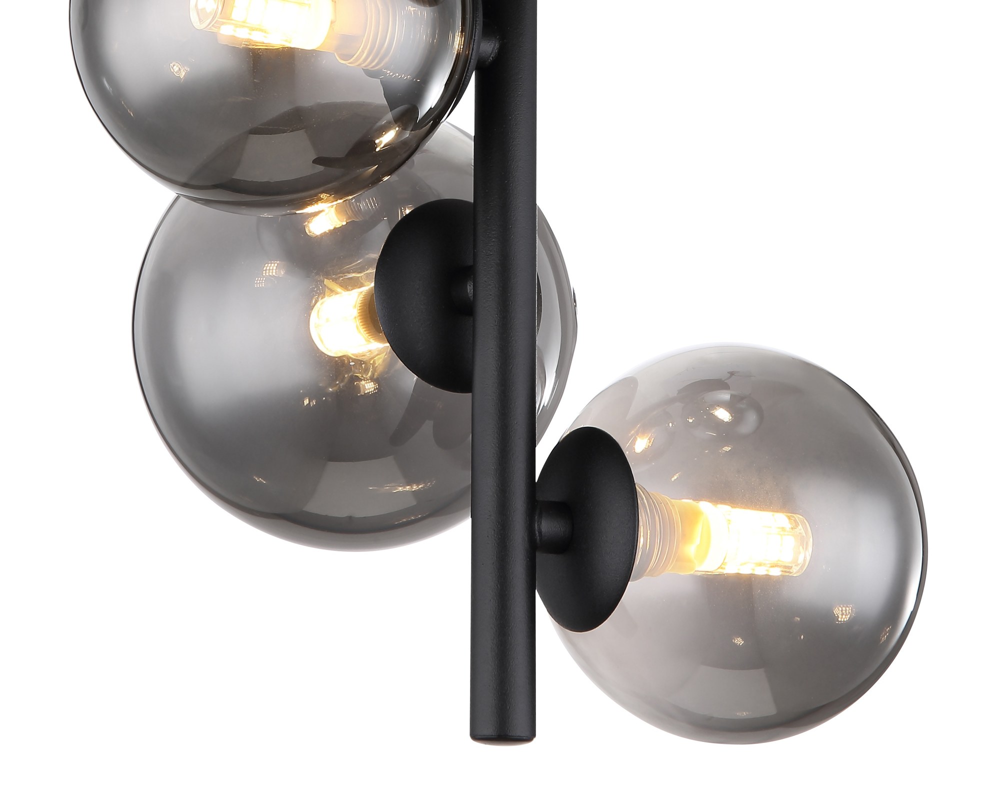Plafonnier tige 4 boules verre fumé, métal noir mat, hauteur 40 cm plafonnier tige 4 boules verre fumé gros plan sur les boules de verre fumé et la tige noire