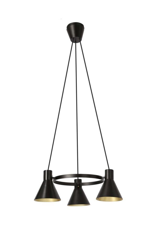 suspension cônes noirs 3 lumieres sur fond blanc