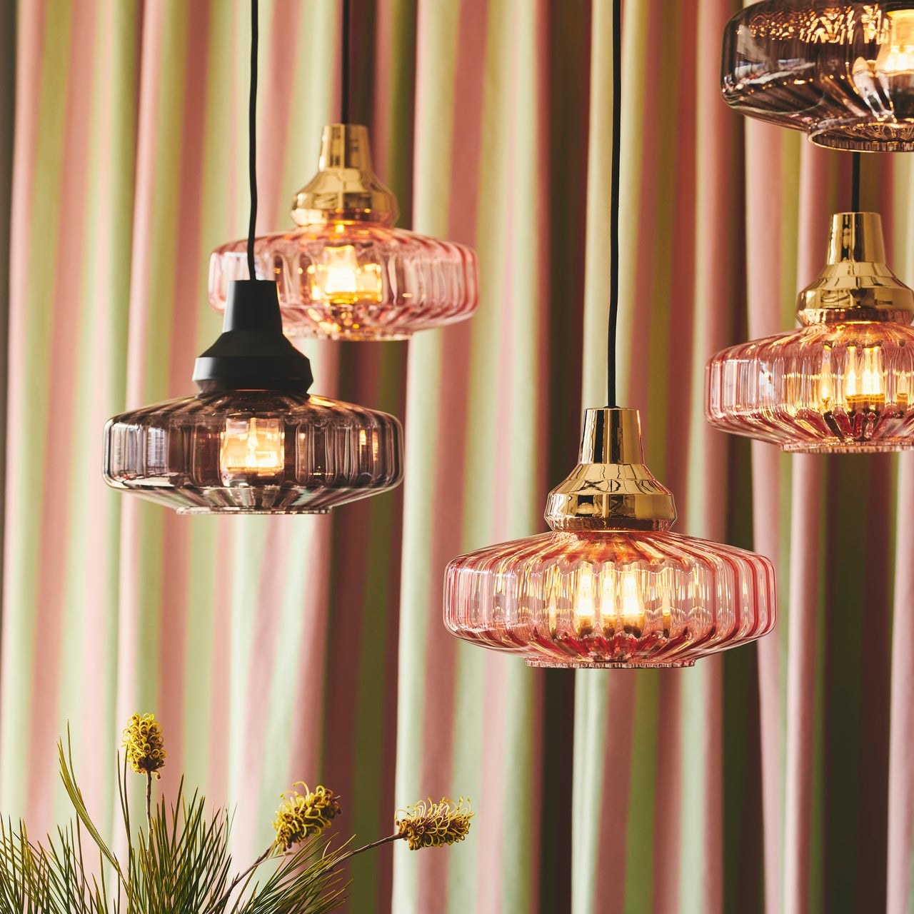 Suspension New Wave Optic Pendant en verre soufflé par Design by Us suspension New Wave Optic Pendant Design by Us, plusieurs coloris réunis