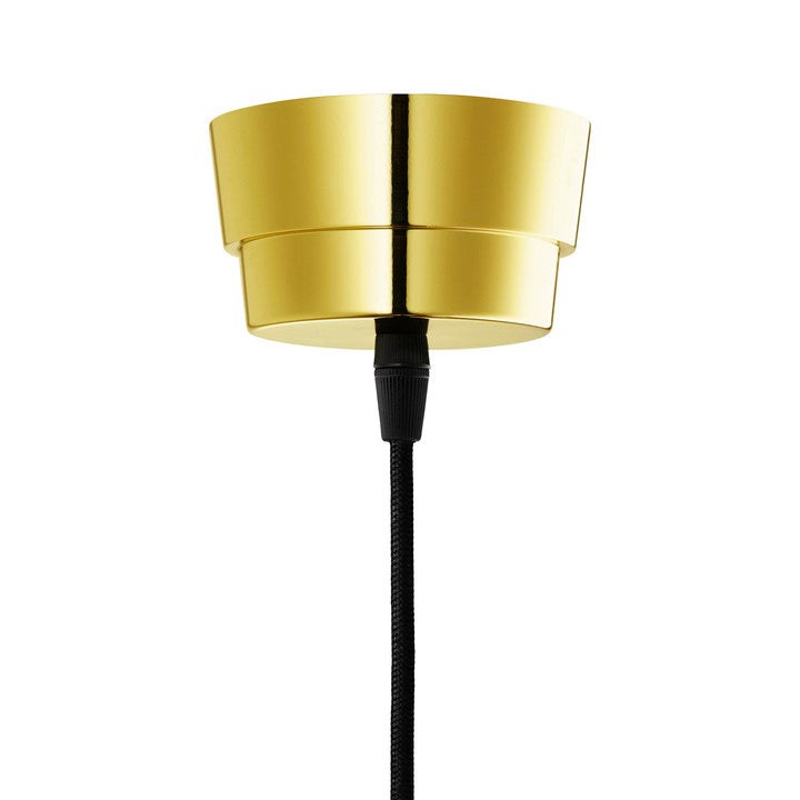 Suspension New Wave Optic Pendant en verre soufflé par Design by Us suspension New Wave Optic Pendant Design by Us, détail de la rosace dorée