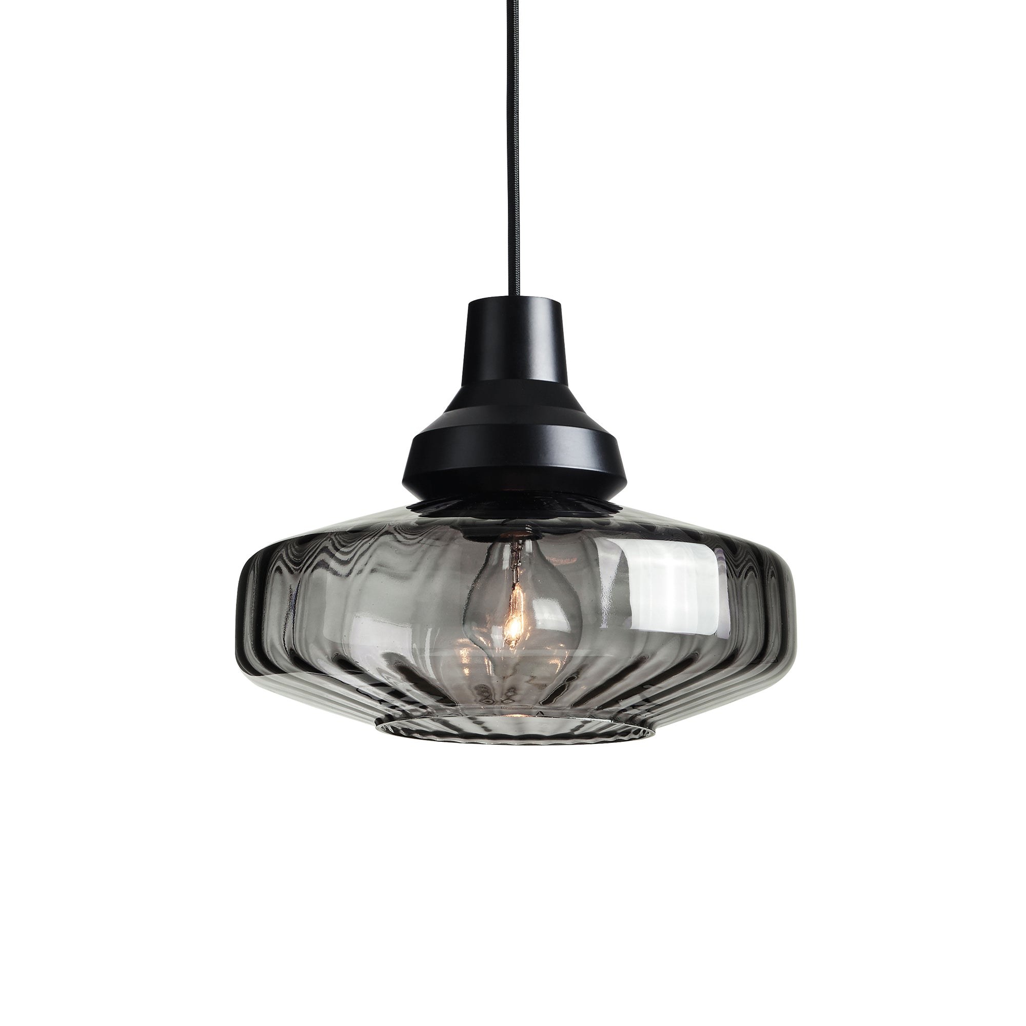 Suspension New Wave Optic Pendant en verre soufflé par Design by Us suspension New Wave Optic Pendant Design by Us, coloris Smoke, vue de face