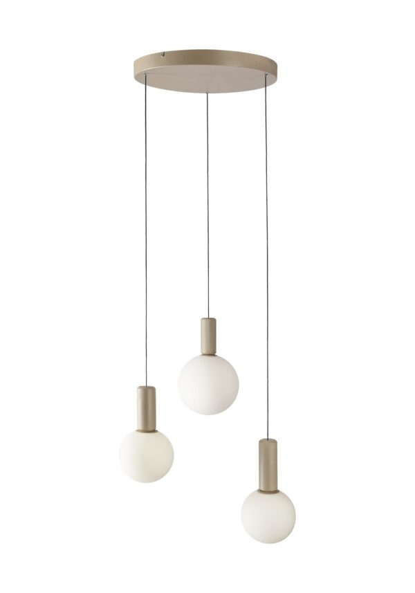 suspension trois globes opale sur fond blanc