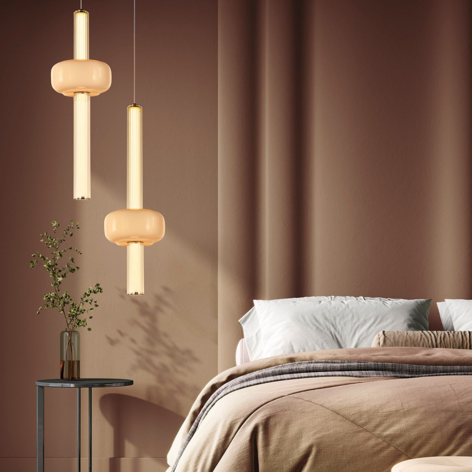 Suspension tube de verre cannelé et disque blanc, laiton, LED 15 W suspension tube de verre cannelé duo dans une chambre aux murs rosés