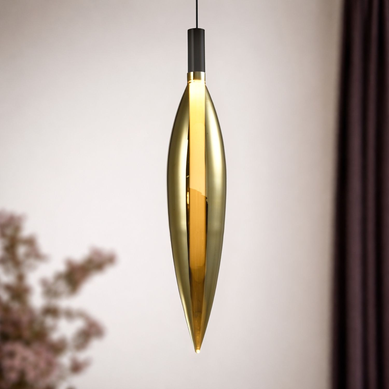 Suspension en verre effilé, doré ou transparent, G9, 170 cm suspension verre effilé doree en gros plan