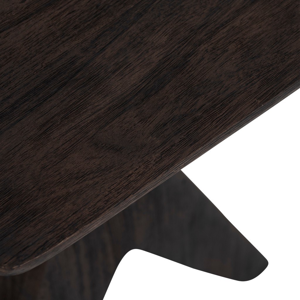 Table d'appoint Sion par Urban Nature Culture, manguier noyer table d'appoint manguier Sion Urban Nature Culture, gros plan sur le plateau en manguier teint noyer