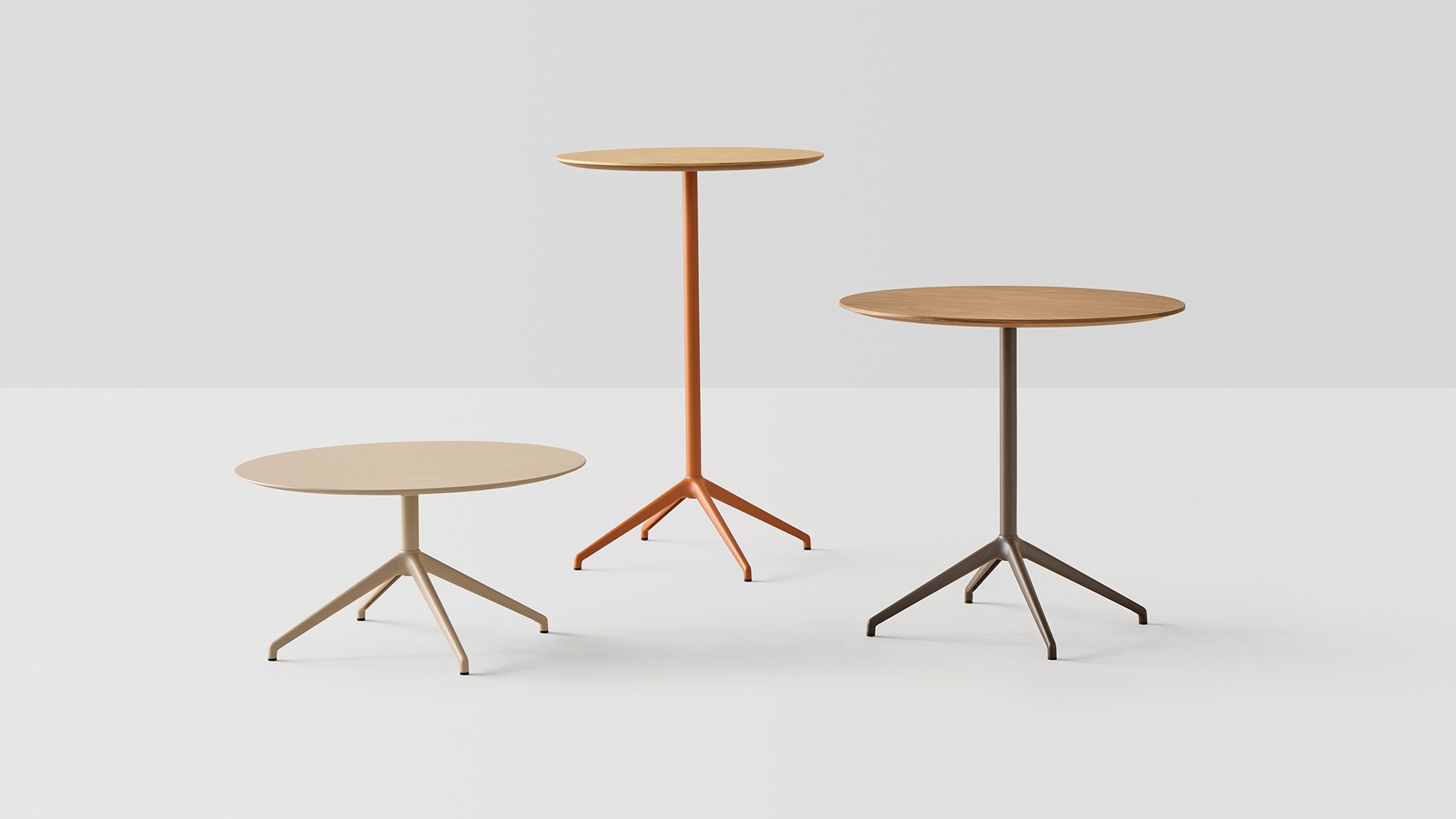 Table terrasse Barlis Outdoor par Inclass, pied 4 branches, abattante table terrasse Inclass Barlis Outdoor en trois hauteurs et trois coloris
