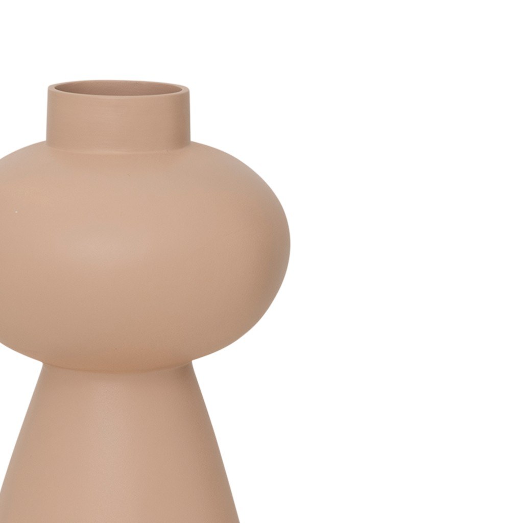 Vase Shin par Urban Nature Culture, grès rose poudré mat vase céramique Shin Urban Nature Culture, détail de la sphère et du col