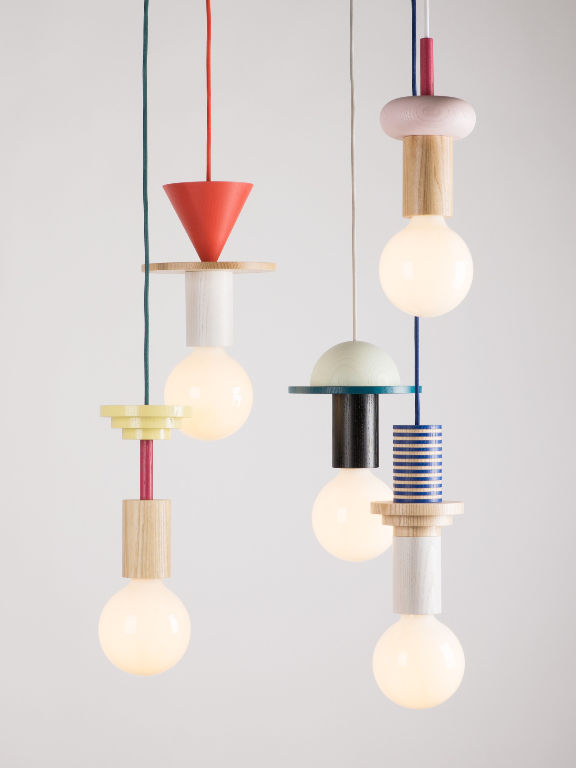 Suspension Junit CRESCENT au design scandinave par Schneid Lighting CRESCENT - Suspension Junit