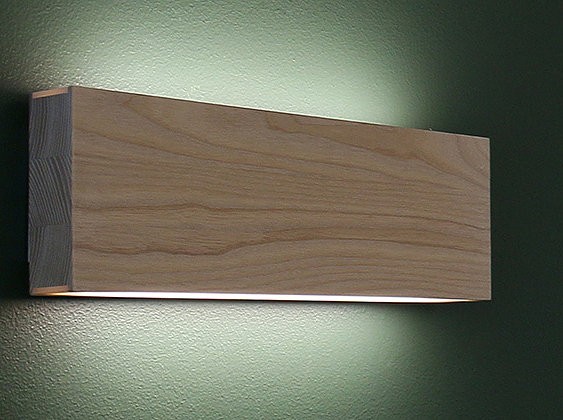 Applique murale Led120 40 cm en bois au design scandinave par Tunto Applique murale Led120 40 cm en bois au design scandinave par Tunto