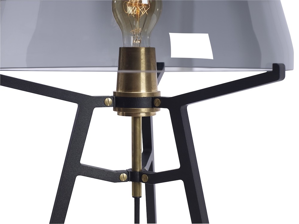 Lampe à poser Ella noir avec abat-jour en verre soufflé par Anton de Groof X Tonone Lampe à poser Ella noir avec abat-jour en verre soufflé par Anton de Groof X Tonone