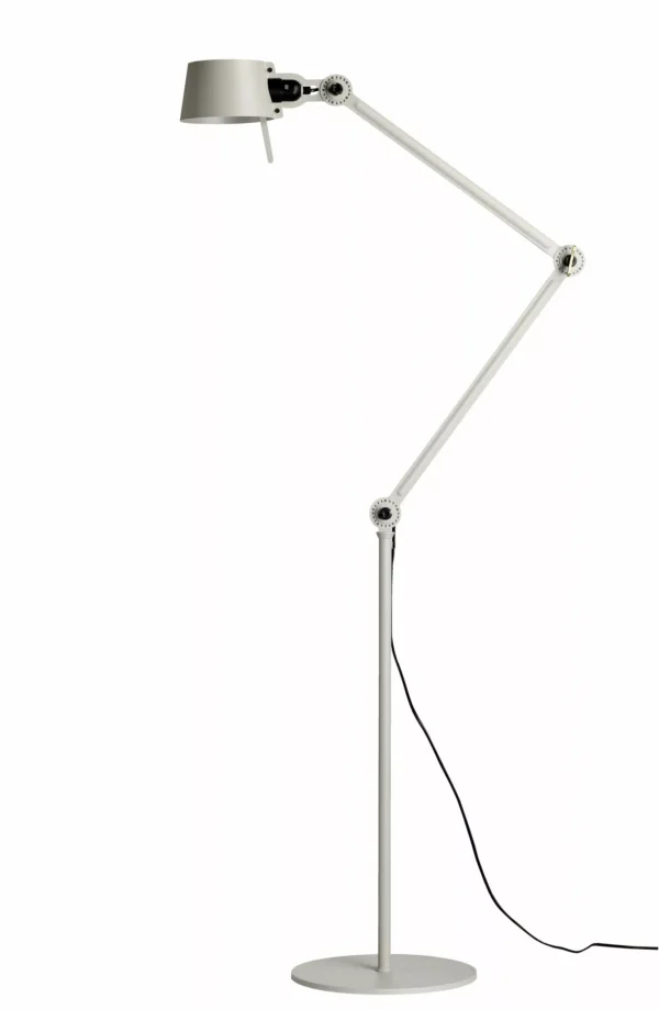 Lampadaire industriel Bolt petit avec deux bras articulé par Anton de Groof X Tonone
