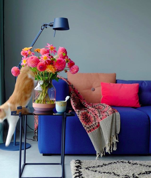 Lampadaire industriel Bolt petit avec un bras articulé par Anton de Groof X Tonone