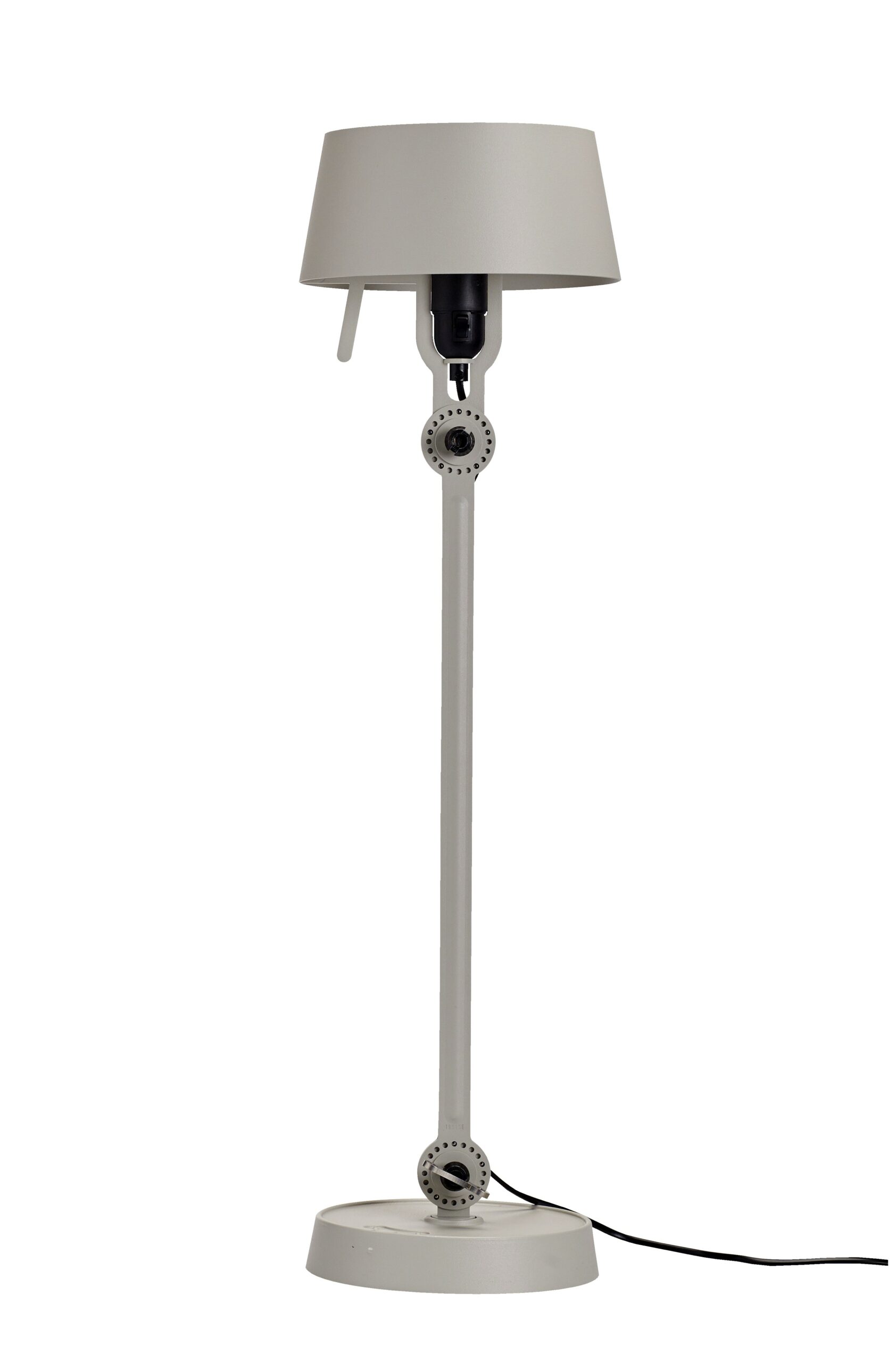 Lampe à poser Bolt Desk grande au design industriel par Anton de Groof X Tonone Lampe à poser Bolt Desk grande au design industriel par Anton de Groof X Tonone