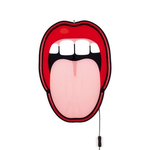 Applique Néon Tongue en forme de bouche avec langue pour un design tendance par Studio Job X Seletti