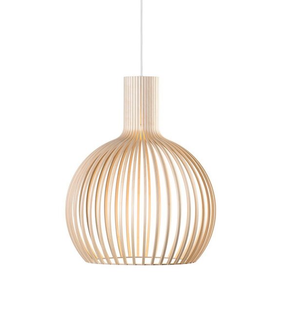 Suspension Octo 4241 au design scandinave en bois naturel par Secto Design