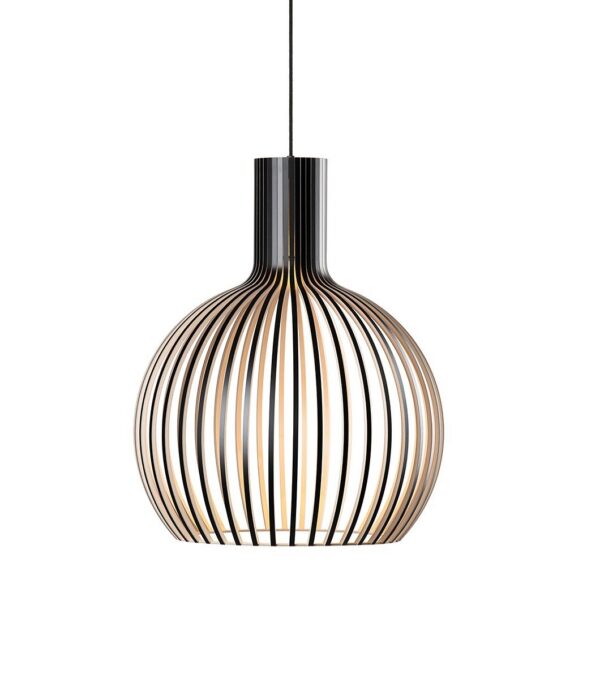 Suspension Octo 4241 au design scandinave en bois naturel par Secto Design