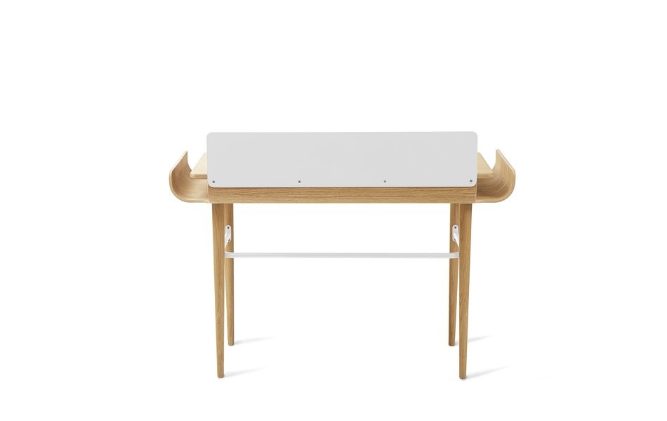 Bureau Gapa en bois de chêne au design scandinave et vintage par Tabanda Bureau Gapa en bois de chêne au design scandinave et vintage par Tabanda