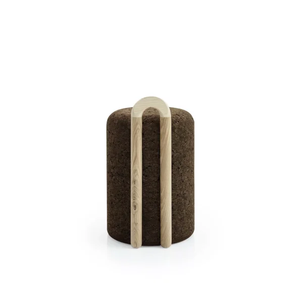 Tabouret design Omega Stool en liège noir naturel et bois