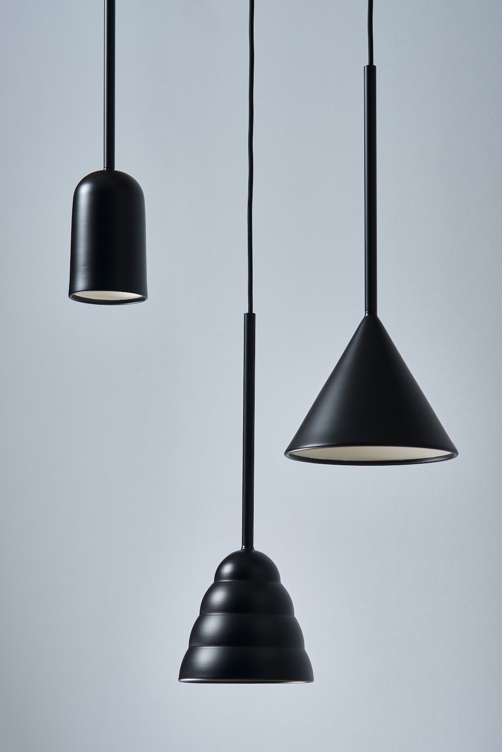 Suspension Figura Stream en aluminium par Schneid Lighting Suspension Figura Stream en aluminium par Schneid Lighting