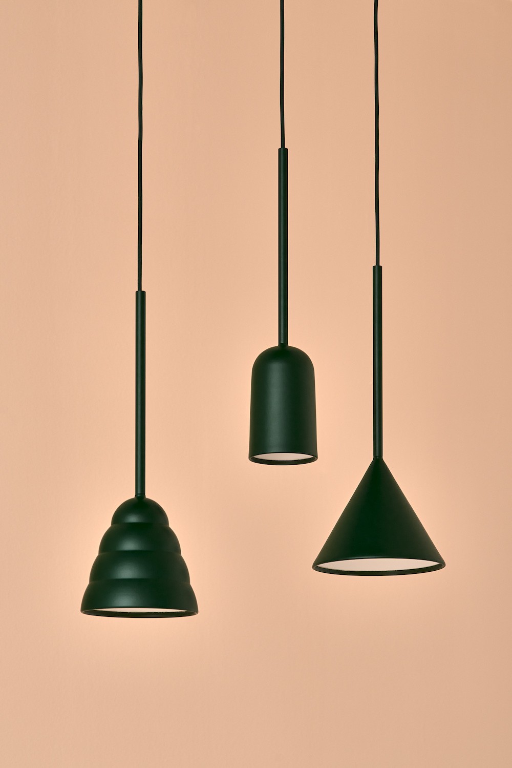 Suspension Figura Stream en aluminium par Schneid Lighting Suspension Figura Stream en aluminium par Schneid Lighting