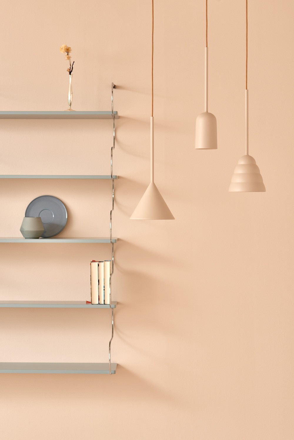 Suspension Figura Stream en aluminium par Schneid Lighting Suspension Figura Stream en aluminium par Schneid Lighting