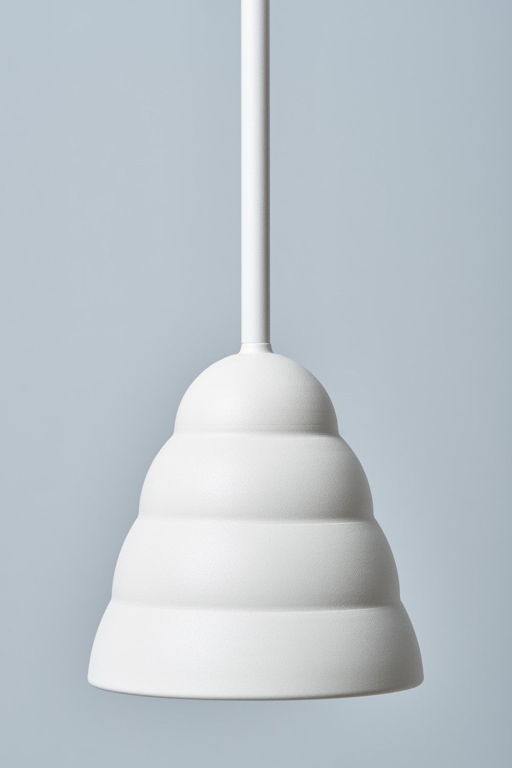 Suspension Figura Stream en aluminium par Schneid Lighting Suspension Figura Stream en aluminium par Schneid Lighting