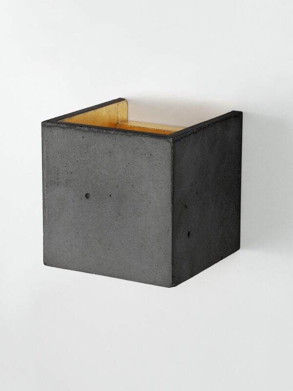 Applique Design B3 Gris Cubic au design industriel en béton par Gant Light