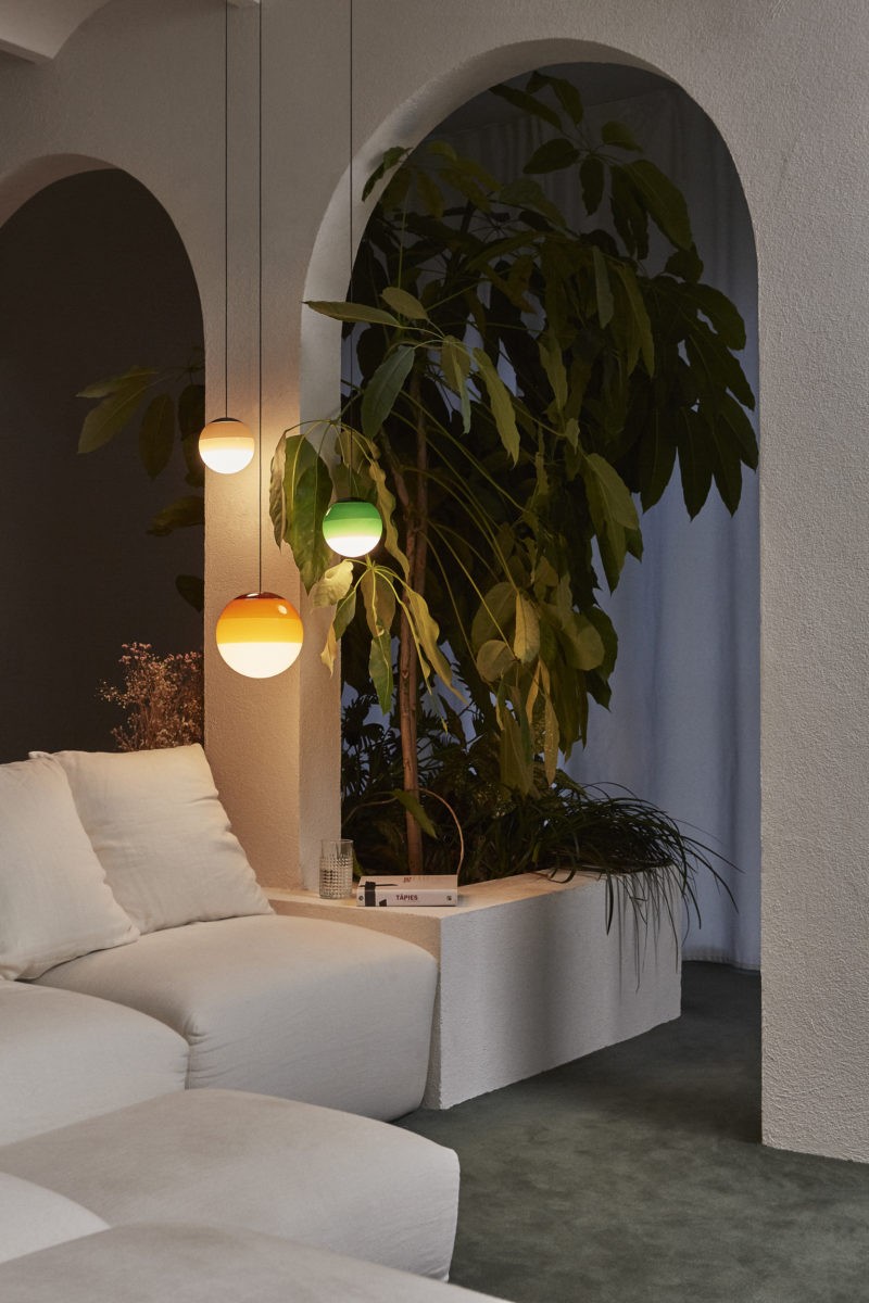 Suspension Dipping Light M Ø13,5cm en verre soufflé par Jordi Canudas - Marset Suspension Dipping Light M Ø13,5cm en verre soufflé par Jordi Canudas - Marset