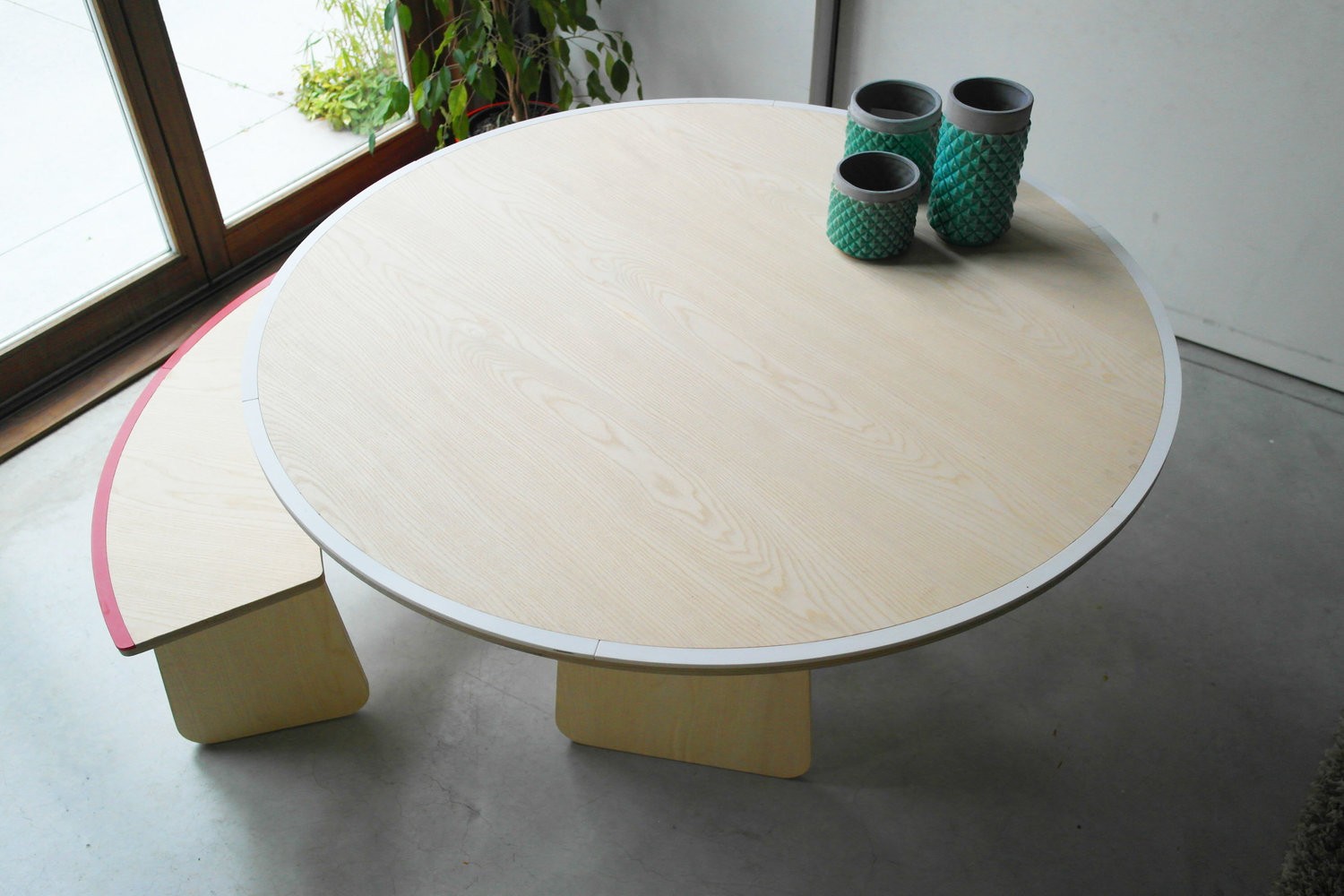 Table design Ring table au style scandinave et moderne par Rform Table design Ring table au style scandinave et moderne par Rform