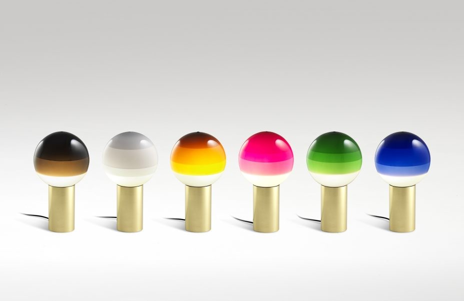 Lampe à poser Dipping Light S Ø20 cm en laiton par Jordi Canudas - Marset Lampe à poser Dipping Light S Ø20 cm en laiton par Jordi Canudas - Marset