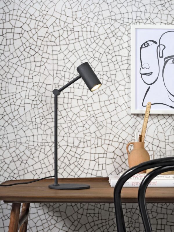 Lampe à poser Montreux en métal au design contemporain par It's About Romi