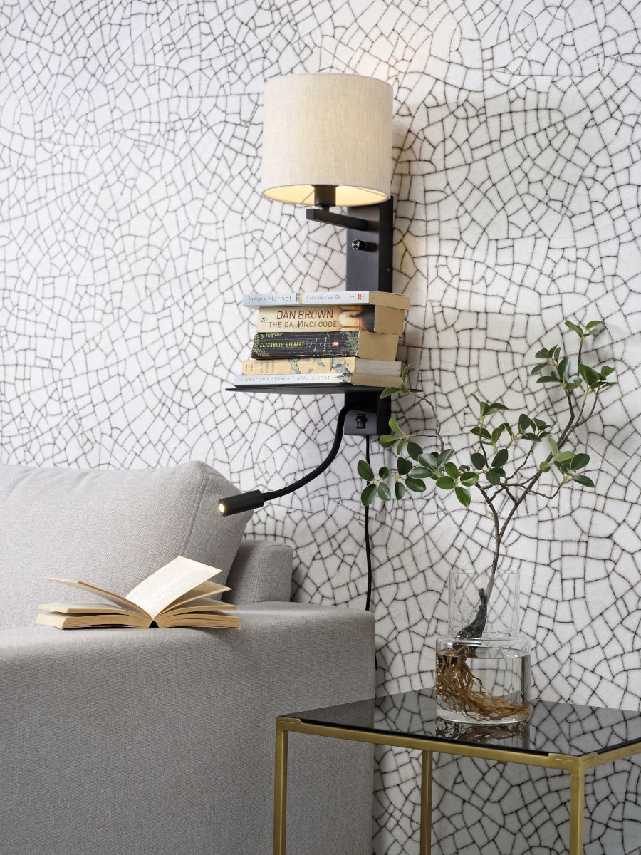 Applique murale étagère Florence avec abat-jour et chargeur USB et liseuse en métal au design naturel par It's About Romi Applique murale étagère Florence avec abat-jour et chargeur USB et liseuse en métal au design naturel par It's About Romi