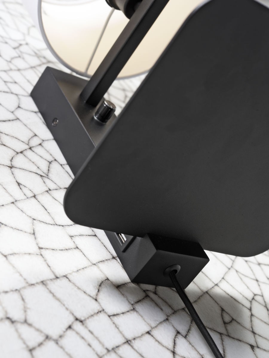 Applique murale étagère Florence avec chargeur USB en métal au design naturel par It's About Romi Applique murale étagère Florence avec chargeur USB en métal au design naturel par It's About Romi