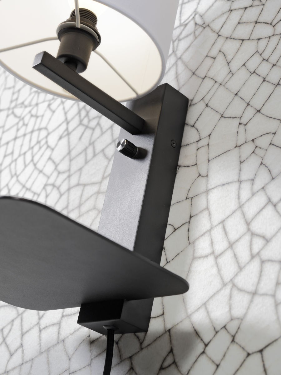 Applique murale étagère Florence avec chargeur USB en métal au design naturel par It's About Romi Applique murale étagère Florence avec chargeur USB en métal au design naturel par It's About Romi