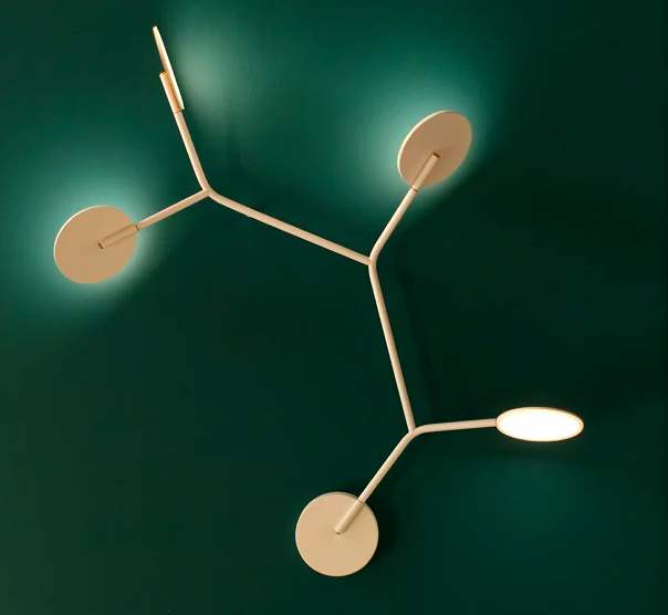 Applique Wall 5 LED Modèle A noir au design scandinave par Tunto Applique Wall 5 LED Modèle A noir au design scandinave par Tunto