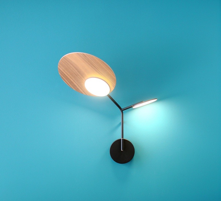 Applique Wall 3 LED Modèle gauche noir au design scandinave par Tunto Applique Wall 3 LED Modèle gauche noir au design scandinave par Tunto
